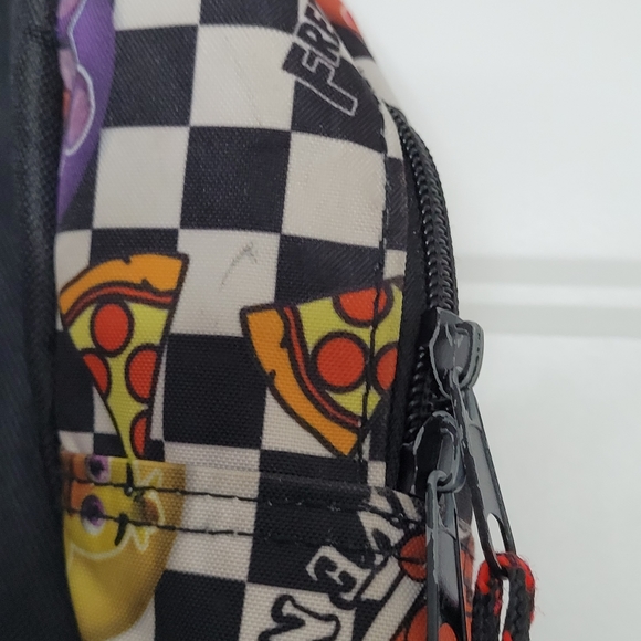 5 Nights At Freddy's Back Pack - Picture 6 of 8